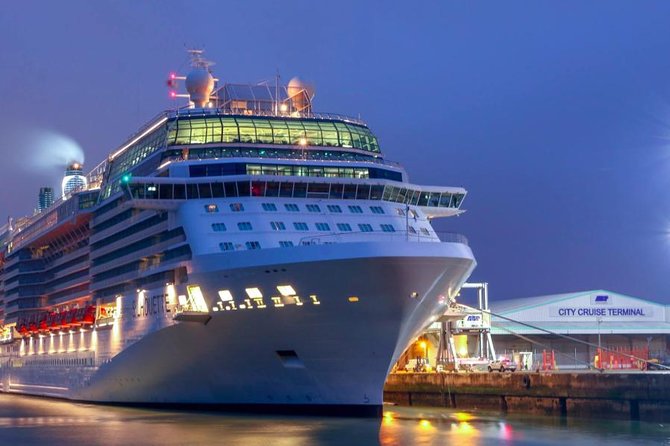 Port Arrival or Departure Shared Ride to London and Southampton - Drop-off at Heathrow and London: terminals, hotels, and covered areas