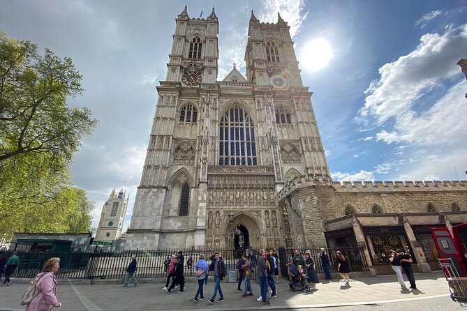 Priority Access Tour of Westminster Abbey with London Eye option - Priority access at Westminster Abbey: what you really gain