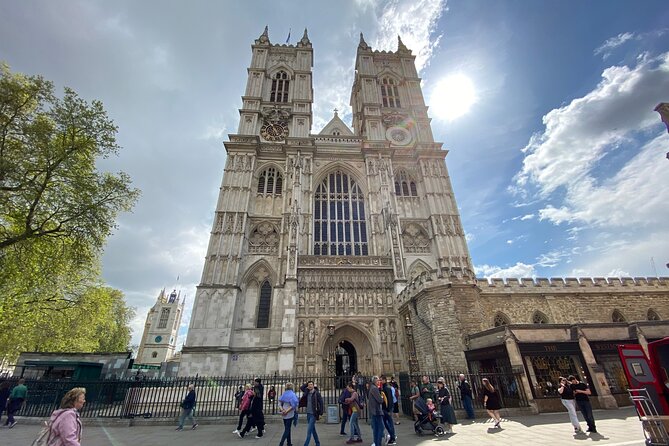 Priority Access Westminster Abbey Tour with a Professional Guide - Timing that makes sense: when to go and how to pace yourself