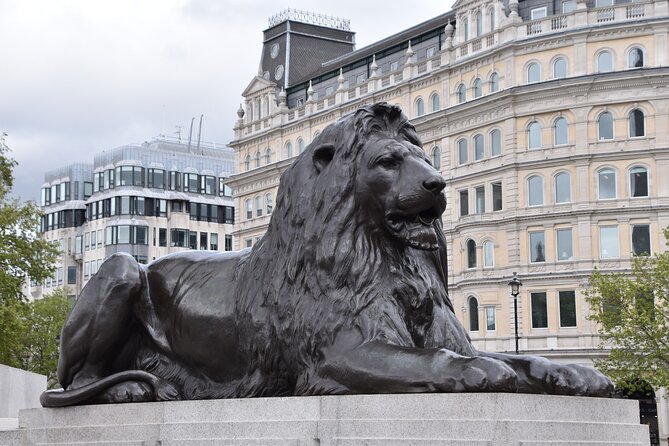 Private 2.5 Hour Taxi Tour of London - London's Greatest Bits! - St James’s Street: where shopping is part of the sightseeing story