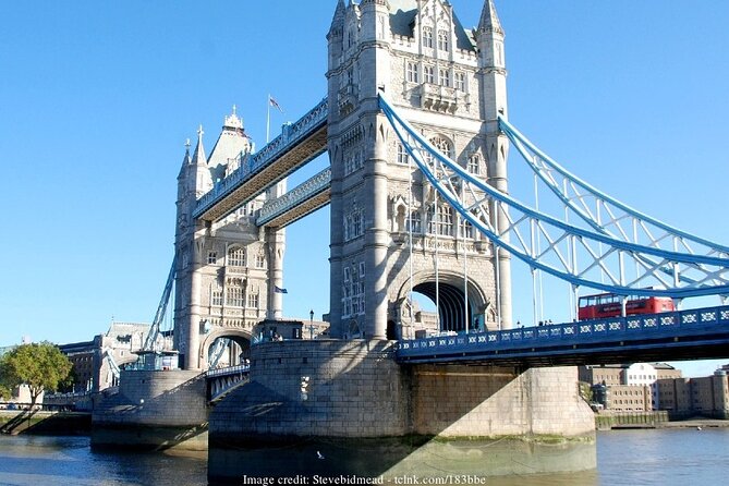 Private 3-hour Tour of The Iconic Tower of London & Tower Bridge - Time management and photo strategy (without feeling rushed)