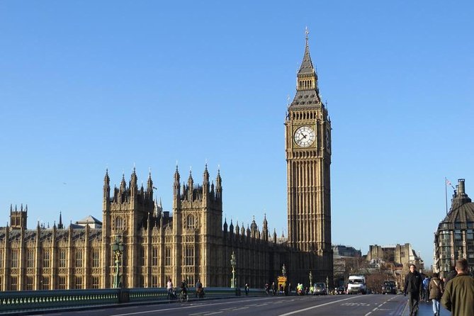 Private Arrival Transfer: Heathrow Airport to London with Stopover at Stonehenge - The Stonehenge stop: self-guided time and what to prepare
