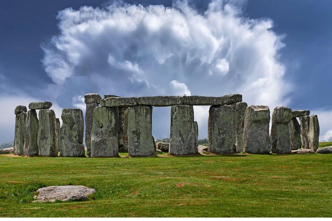 Private Chauffeured Minivan Tour of Stonehenge from London - Transfers, duration, and how to plan the rest of your day