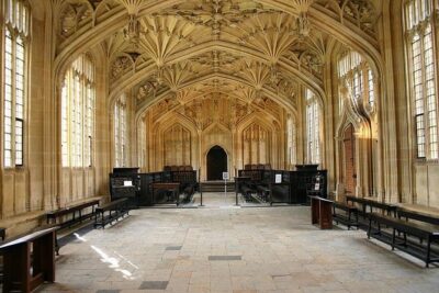 Private Day Tour to Oxford and The Cotswolds - Door-to-door Pickup at 7:30am: The Hidden Value
