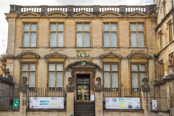 Private Day Tour to Oxford and The Cotswolds - Comfort and Pace in the Cotswolds Van