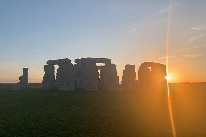 Private Day Tour to Stonehenge and Glastonbury - Why guides like Oz and Will shape the whole day