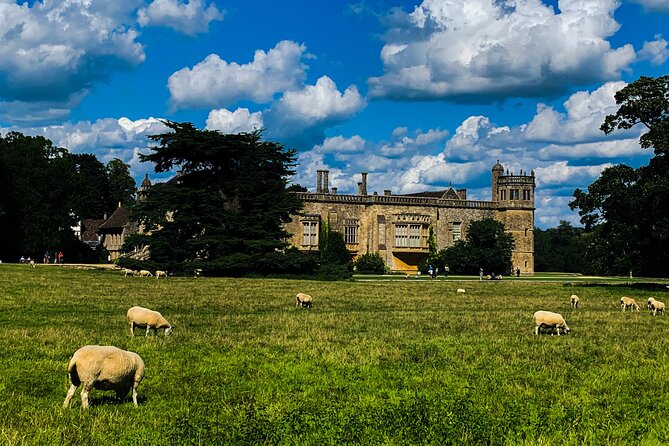 Private Day Tour to Stonehenge, Bath and The Cotswolds - Lacock Abbey and the Cotswolds Film-Friendliness