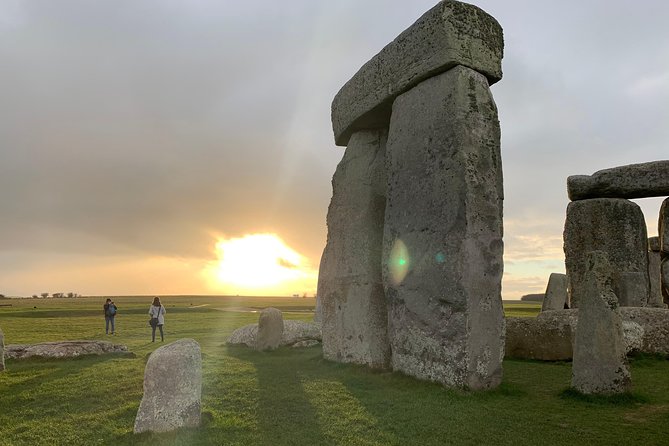 Private Day Tour to Stonehenge, Bath and The Cotswolds - Bath Abbey and the Roman Baths in Real Time