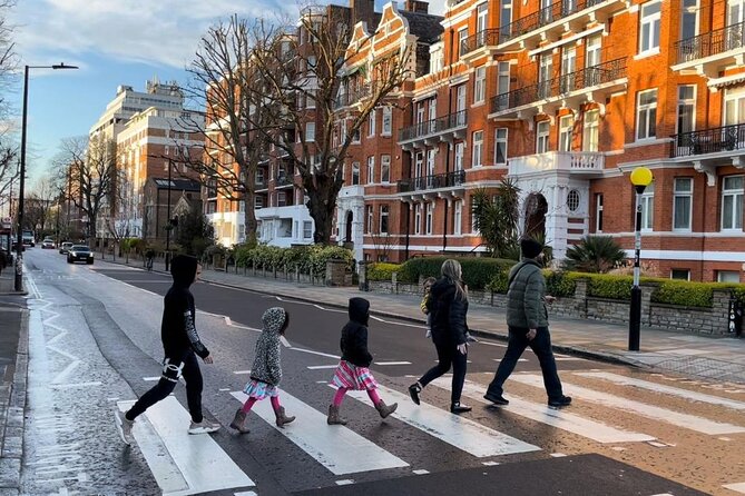 Private Day Tours in London - Meeting at Charing Cross and Choosing Walking vs Driving