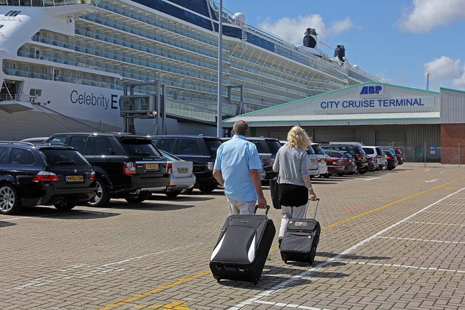 Private Departure Transfer to cruise terminal - Pickup in the Real World: Signs, Stairs, and Pull-Up Points