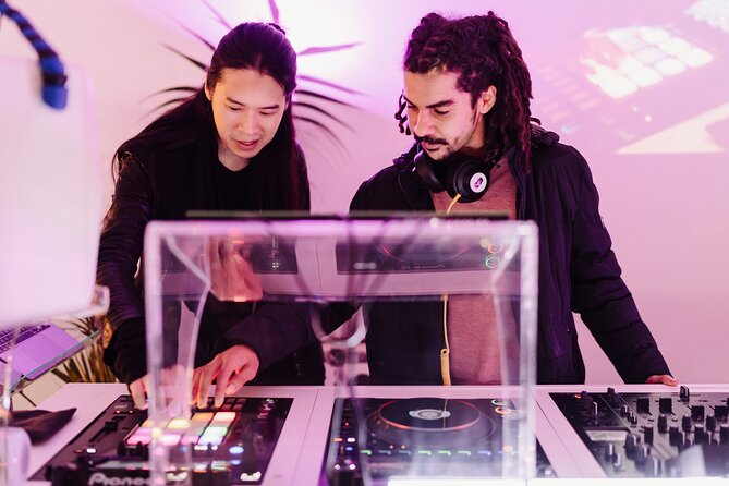 Private DJ Class - The Skills You’ll Learn (And How They Translate)