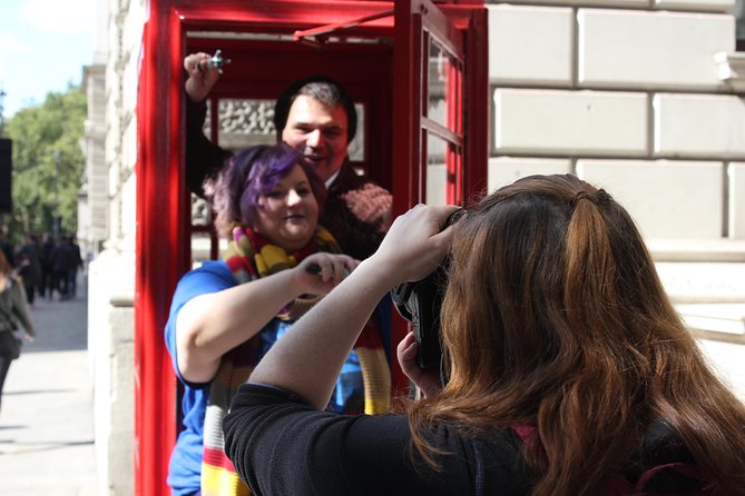 Private Doctor Who Walking Tour of London - Photo-ready “fake Prime Minister” spots: John Adam Street, Trafalgar Square, and the TARDIS hang