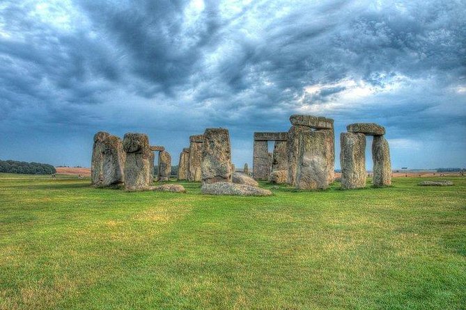 Private driver guided tour Stonehenge - Woodhenge First: Why the Timber Circle Is Worth the Detour