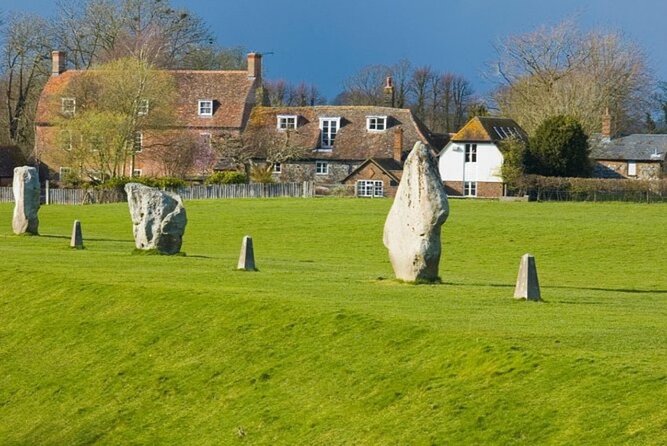 Private Driver Tours Avebury.Stonehenge.Salisbury. - Salisbury Cathedral and Magna Carta: The Medieval Finale