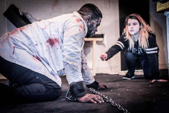 Private Escape Room with a Zombie in London - Inside the Room: What the 1-Hour Puzzle Sprint Feels Like