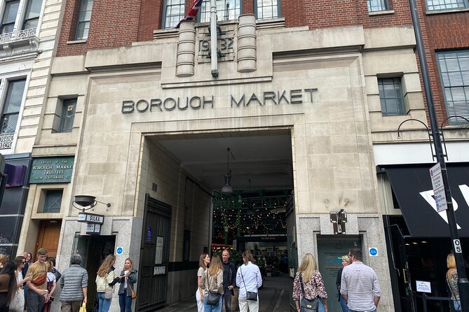 Private Gluten Free Borough Market Food Tour - London Bridge and the Thames: your history warm-up before you eat