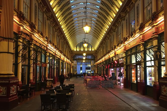 Private Guided and Chauffeured Tour of London - Where your guide really adds value (from kids to history nerds)
