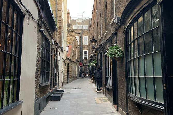 Private Guided Tour of Harry Potter Locations - English/ Italian - Leicester Square stops: where the movie feel meets central London