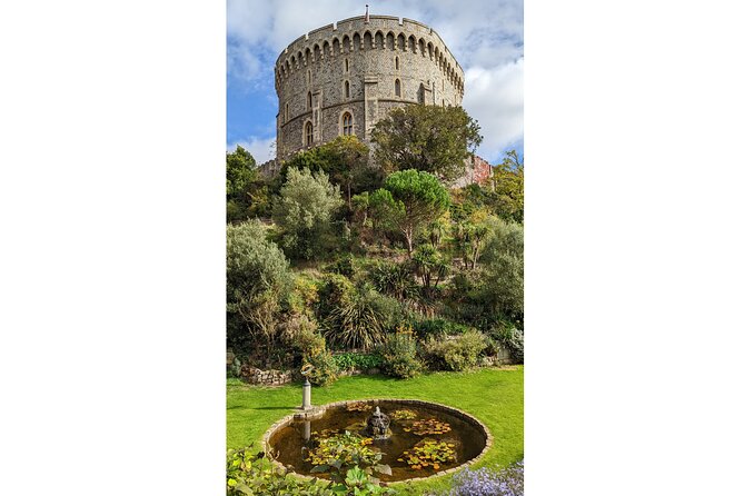 Private Half-Day Tour of Windsor Castle - St George’s Chapel and the Knights of the Garter: the spiritual heart of the complex