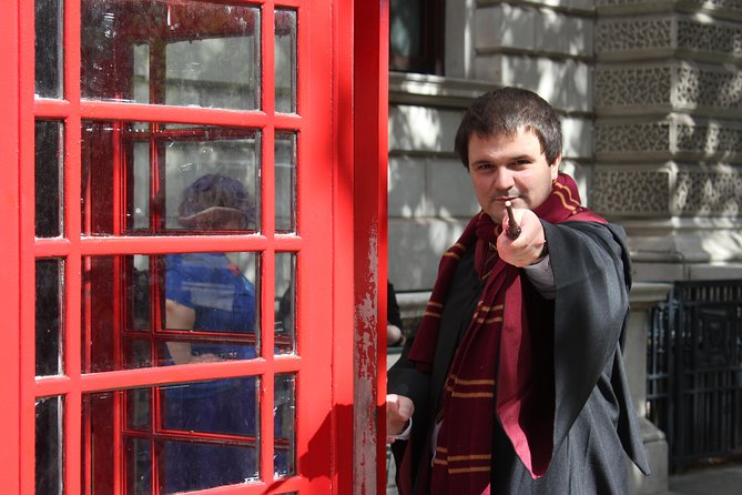 Private Harry Potter Walking Tour of London - Start at the Great Fire point: The Monument sets the tone