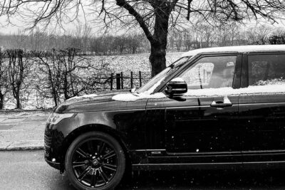 Private Heathrow Airport transfer to or from your London Hotel - Timing reality: what flight tracking solves, and what traffic can still do
