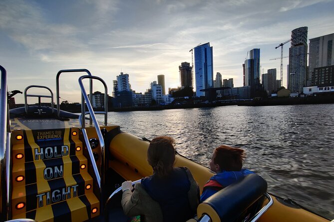 PRIVATE HIRE SPEEDBOAT 'THAMES BARRIER EXPERIENCE - 70 minutes from Embankment - What’s included, what’s not, and what to plan
