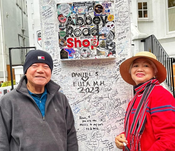 Private London Beatles Taxi Tour with Local Guide - Abbey Road Studios: Zebra Crossing Photos and Signing Your Name