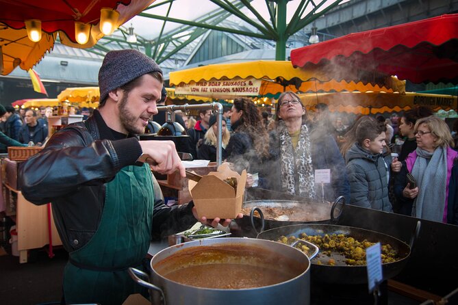 Private London Kickstart City Tour - Stops 2-3: London Bridge viewpoints and Borough Market food cues