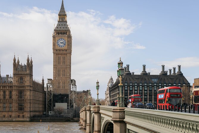 Private Professional Photoshoot at Westminster & Big Ben, London - Stop 2: Westminster Abbey as a strong backdrop