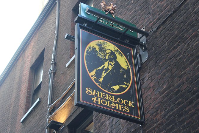 Private Pub Tour of Central London - Meet at Embankment: how the 2.5-hour plan moves