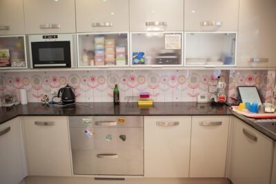 Private South Indian Home Cooking Class in London with a Local - Meet Jemima and Aaron: the hosts make it feel personal