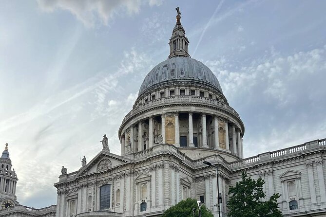 Private Tour: Best of London in a day! in Spanish. - Westminster Abbey, Parliament facades, and Big Ben views without entry pressure