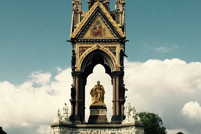 Private Tour: Downton Abbey London Locations by Taxi - Stop 1: St. James’s Park to start like a scene-spotter