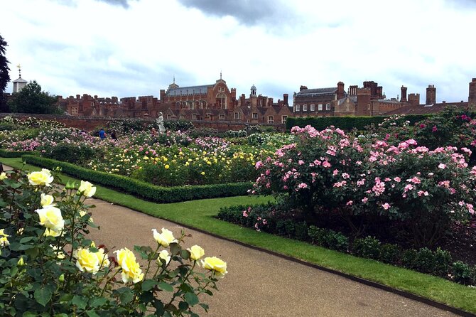 Private Tour: Hampton Court Palace Day Trip from London - Lunch and Inside-Visit Expectations (Read This Part Carefully)