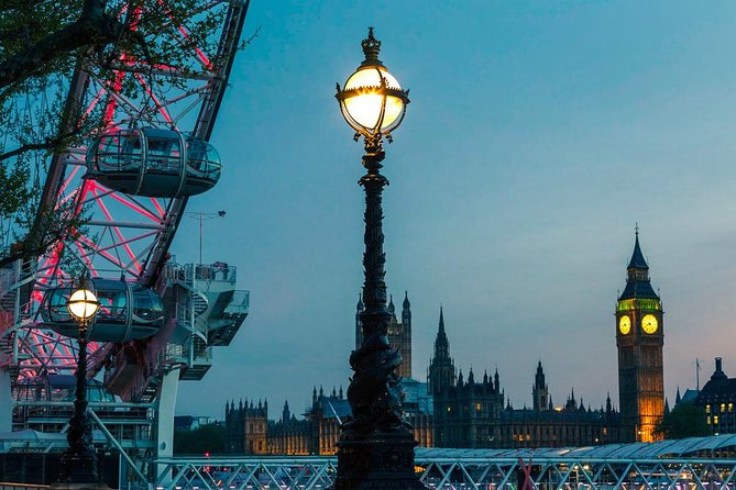 Private Tour: Night Photography Tour in London - Stop 3: Thames river views toward Jubilee Bridge and reflection-building