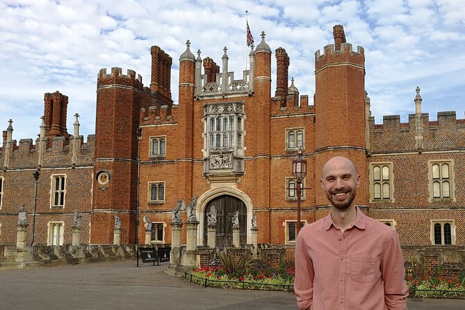 Private Tour of Hampton Court Palace with Award-Winning Architectural Historian - Why a private walk at Hampton Court feels different