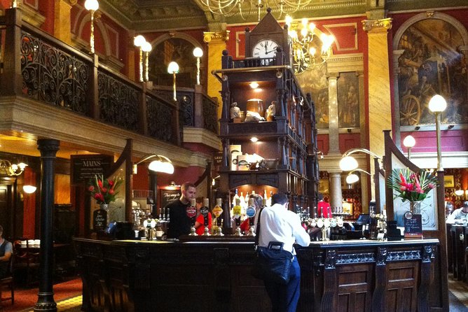 Private Tour of London's Historic Pubs - Price Versus Value: What You’re Paying For