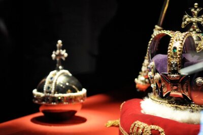 Private Tour of The Tower of London - Jewel House and the Crown Jewels: short time, big payoff