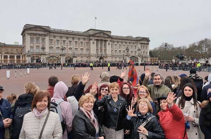 Private Tour of Westminster Abbey and Changing of the Guard - The Guide Factor: When You Get a Pro, It Changes the Experience