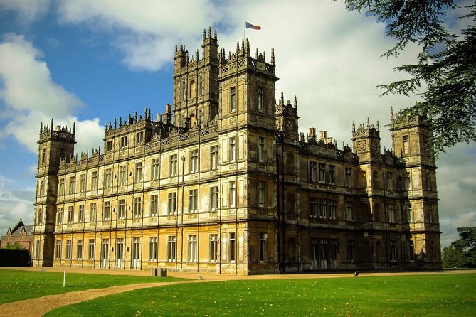 Private Tour to Stonehenge and Highclere Castle (Downton Abbey) - Potential drawbacks to plan for before you go