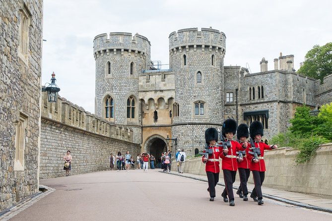 Private Tour to Stonehenge and Windsor Castle - Why this private Stonehenge + Windsor day is such a smart use of time