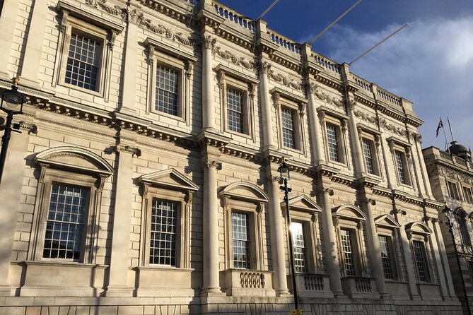 Private Tour: Westminster Abbey and Churchill War Rooms Tour - Westminster Abbey inside access: how a guide changes the visit
