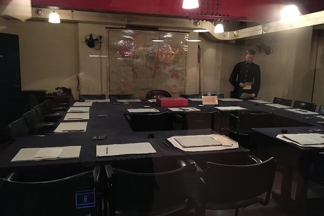 Private Tour: Westminster Abbey and Churchill War Rooms Tour - Big Ben, Downing Street, and Parliament Square-style photo time