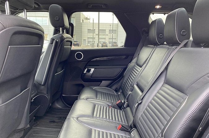 Private transfer from London Heathrow Airport to Southampton - What the chauffeur brings to the trip (Robert is a good signal)