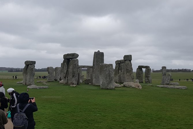 Private transfer to Southampton with a stop at Stonehenge - Should You Book This London-to-Southampton Transfer with Stonehenge Stop?