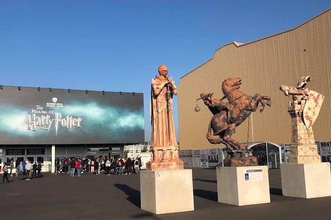 Private Transfers between London & Harry Potter Warner Studio - Private London-to-Warner Bros. Transfers: what you’re really buying