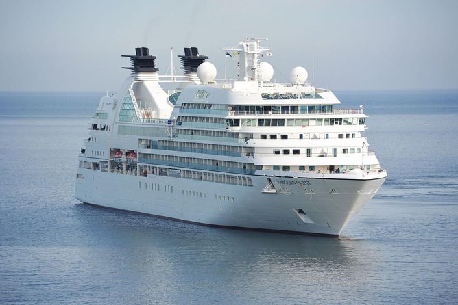 Private Transfers between London & Southampton Cruise Port - How the meet-and-greet pickup works in the real world