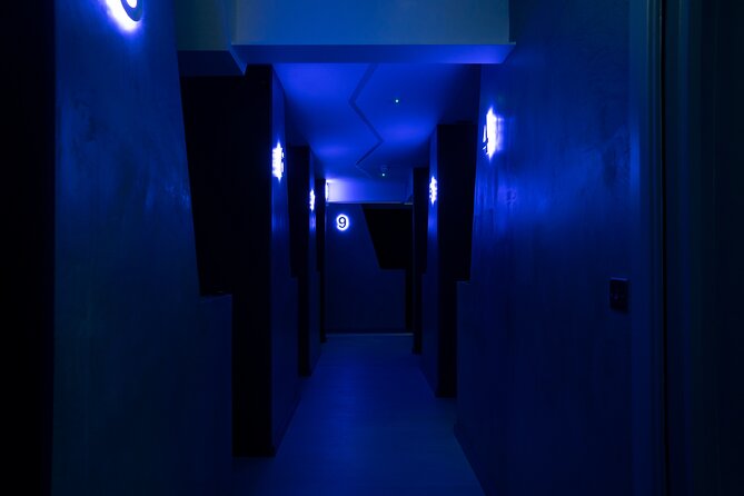 Private VR Arcade experience in London - The main stop: your DNA VR session, from safety talk to game switching