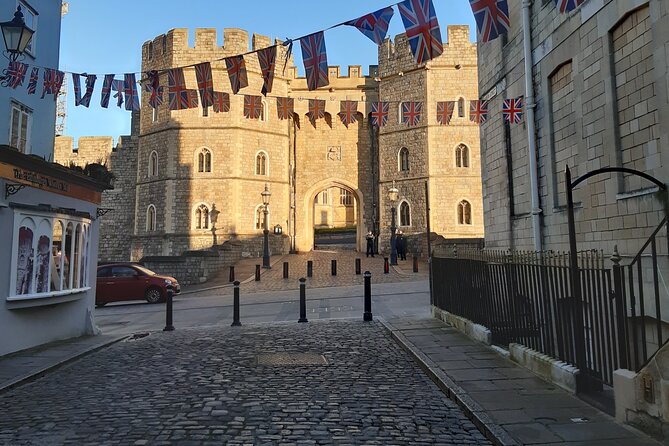 Private Walking Tour with Accredited Expert Guide Windsor Castle - Why a private Windsor Castle tour changes everything