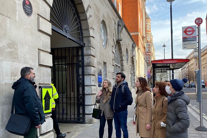Queen Highlights Walking Tour of London - A 2.5-Hour Queen Walk that starts in South Kensington